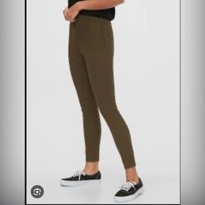 GAP High Waisted Pants Size 4 EUC